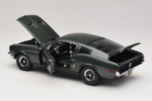 Ford Mustang GT Bullitt με Φιγούρα Steve McQueen Greenlight 1:18 12885 Μέταλλο - εικόνα 5 από 8