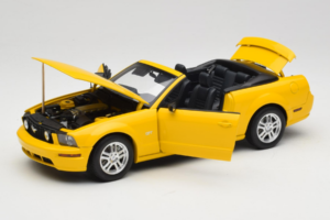 Ford Mustang GT S197 Καμπριολέ Screaming Yellow AUTOart 1:18 73062 Μέταλλο - εικόνα 2 από 8