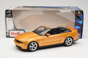 Ford Mustang GT S197 Καμπριολέ Χρυσό Maisto 1:18 31158 Μέταλλο - εικόνα 7 από 7