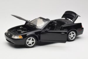 Ford Mustang GT SN95 Καμπριολέ Μαύρο Maisto 1:18 50328 Μέταλλο - εικόνα 2 από 8