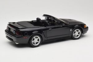 Ford Mustang GT SN95 Καμπριολέ Μαύρο Maisto 1:18 50328 Μέταλλο - εικόνα 3 από 8