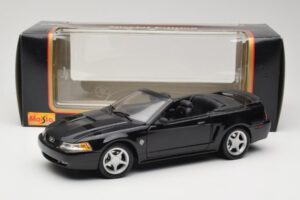 Ford Mustang GT SN95 Καμπριολέ Μαύρο Maisto 1:18 50328 Μέταλλο - εικόνα 8 από 8