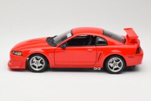 Ford Mustang SVT Cobra R SN95 Κόκκινο Maisto 1:18 531872 Μέταλλο - εικόνα 4 από 8