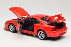 Ford Mustang SVT Cobra R SN95 Κόκκινο Maisto 1:18 531872 Μέταλλο - εικόνα 5 από 8