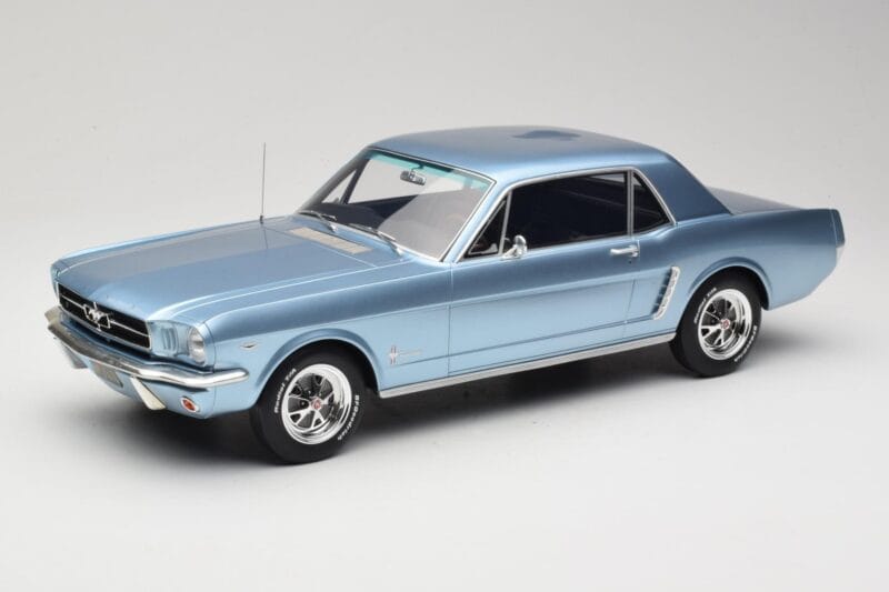 Ford Mustang V8 Hardtop Pony GT Silver Blue GT Spirit 1:12 G089 Ρητίνη