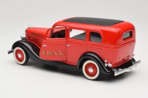 Ford Sedan Κόκκινο Solido 1:18 8066 Μέταλλο - εικόνα 5 από 8