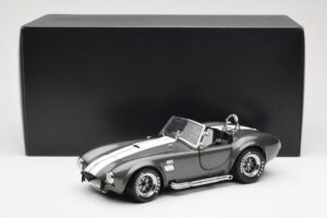 Ford Shelby Cobra 427 S/C Γκρι Μεταλλικό Με Λευκές Ρίγες Kyosho 1:18 08045GRW Μέταλλο - εικόνα 8 από 8
