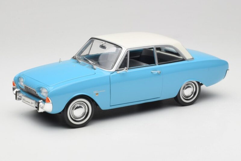 Ford Taunus 12M P1 Taunus Blue Revell 1:18 08880 Μέταλλο