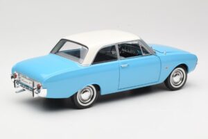 Ford Taunus 17M P2 Μπλε Revell 1:18 08817 Μέταλλο - εικόνα 3 από 8