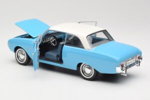 Ford Taunus 17M P2 Μπλε Revell 1:18 08817 Μέταλλο - εικόνα 5 από 8