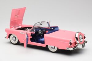Ford Thunderbird Ροζ Revell 1:18 8804 Μέταλλο - εικόνα 5 από 8