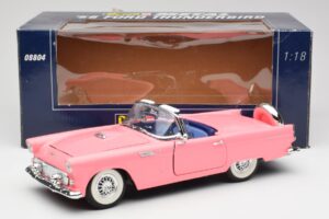 Ford Thunderbird Ροζ Revell 1:18 8804 Μέταλλο - εικόνα 8 από 8
