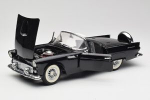 Ford Thunderbird Καμπριολέ Μαύρο Revell 1:18 8818-M1 Μέταλλο - εικόνα 2 από 8