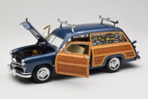 Ford Woody Station Wagon Bayview Blue Surf Shop Motor City 1:18 60002 Μέταλλο - εικόνα 2 από 8