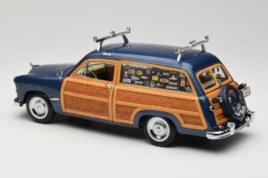 Ford Woody Station Wagon Bayview Blue Surf Shop Motor City 1:18 60002 Μέταλλο - εικόνα 7 από 8