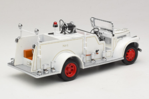 GMC Πυροσβεστικό Όχημα Λευκό Road Signature 1:18 20068 Μέταλλο - εικόνα 3 από 9