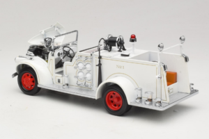 GMC Πυροσβεστικό Όχημα Λευκό Road Signature 1:18 20068 Μέταλλο - εικόνα 5 από 9