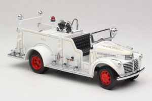 GMC Πυροσβεστικό Όχημα Λευκό Road Signature 1:18 20068 Μέταλλο - εικόνα 6 από 9