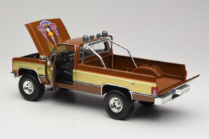 GMC K-2500 Sierra Grande Καφέ GreenLight 1:18 13560 Μέταλλο - εικόνα 5 από 8