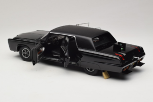 Chrysler Imperial Black Beauty Green Hornet TV Series AUTOart 1:18 71546 Μέταλλο - εικόνα 5 από 8
