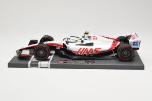 Haas VF-22 #47 M. Schumacher Bahrain GP 2022 Minichamps 1:18 117220147 Μέταλλο