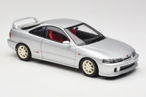 Honda Integra Type R DC2 Pre-Facelift Vogue Silver Metallic MotorHelix 1:18 M85202 Μέταλλο - εικόνα 6 από 8