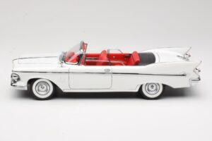 Imperial Crown Καμπριολέ Λευκό Road Signature 1:18 20138 Μέταλλο - εικόνα 4 από 8