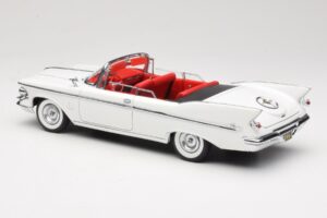 Imperial Crown Καμπριολέ Λευκό Road Signature 1:18 20138 Μέταλλο - εικόνα 7 από 8