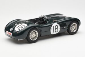 Jaguar C-Type #18 T. Rolt / D. Hamilton 24 Hours of Le Mans Winner 1953 CMC 1:18 M-195 Μέταλλο - εικόνα 2 από 6