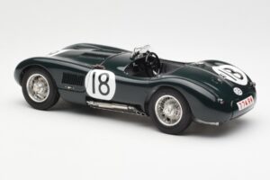 Jaguar C-Type #18 T. Rolt / D. Hamilton 24 Hours of Le Mans Winner 1953 CMC 1:18 M-195 Μέταλλο - εικόνα 5 από 6