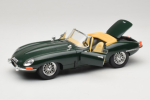 Jaguar E-Type Καμπριολέ Πράσινο Bburago 1:18 3026 Μέταλλο - εικόνα 2 από 8