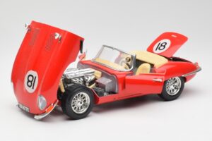 Jaguar E-Type Καμπριολέ Κόκκινο Bburago 1:18 3016 Μέταλλο - εικόνα 2 από 8
