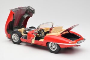 Jaguar E-Type Καμπριολέ Κόκκινο Bburago 1:18 3016 Μέταλλο - εικόνα 5 από 8
