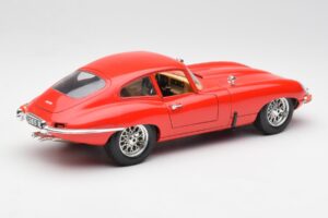 Jaguar E-Type Κόκκινο Bburago 1:18 3018 Μέταλλο - εικόνα 3 από 8