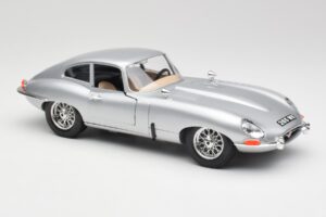 Jaguar E-Type Series 1 Ασημί Bburago 1:18 3018-M2 Μέταλλο - εικόνα 6 από 8
