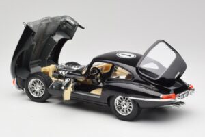 Jaguar E-Type Series 1 #1 British Racing Green Bburago 1:18 3018-M3 Μέταλλο - εικόνα 5 από 8