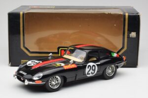 Jaguar E-Type #29 Μαύρο Bburago 1:18 3018-M4 Μέταλλο - εικόνα 8 από 8