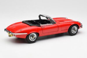 Jaguar E-Type Roadster Series III V12 Κόκκινο AUTOart 1:18 73523 Μέταλλο - εικόνα 3 από 8
