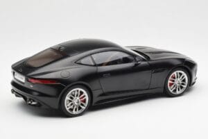 Jaguar F-Type R X152 Ματ Μαύρο AUTOart 1:18 73652 Σύνθετο - εικόνα 3 από 8
