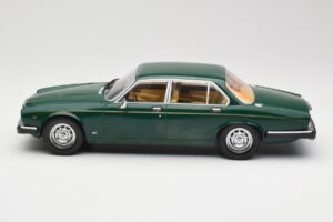 Jaguar XJ Series III Σκούρο Πράσινο MCG 1:18 MCG18175 Μέταλλο - εικόνα 3 από 6