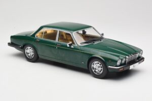 Jaguar XJ Series III Σκούρο Πράσινο MCG 1:18 MCG18175 Μέταλλο - εικόνα 4 από 6