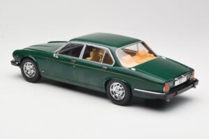 Jaguar XJ Series III Σκούρο Πράσινο MCG 1:18 MCG18175 Μέταλλο - εικόνα 5 από 6
