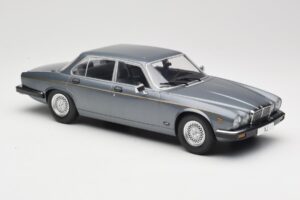 Jaguar XJ Series III Metallic Grey MCG 1:18 MCG18177 Μέταλλο - εικόνα 4 από 6