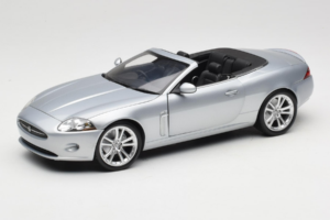 Jaguar XK X150 Καμπριολέ Ασημί Minichamps 1:18 153130533 Μέταλλο