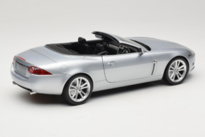 Jaguar XK X150 Καμπριολέ Ασημί Minichamps 1:18 150130531 Μέταλλο - εικόνα 3 από 8