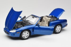 Jaguar XK8 X100 Καμπριολέ Azure Μπλε Maisto 1:18 50286 Μέταλλο - εικόνα 2 από 8