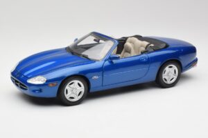 Jaguar XK8 X100 Καμπριολέ Azure Μπλε Maisto 1:18 50286 Μέταλλο
