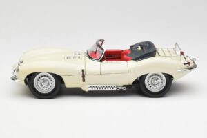 Jaguar XKSS Κρεμ AUTOart 1:18 73512 Μέταλλο - εικόνα 4 από 8