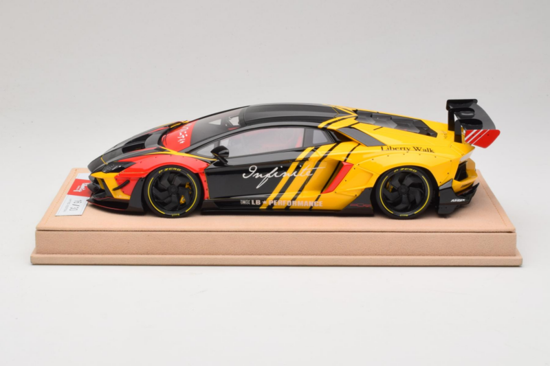 Lamborghini Aventador Liberty Walk Infinite Μαύρο Κίτρινο Timothy & Pierre 1:18 REMC035 Μέταλλο