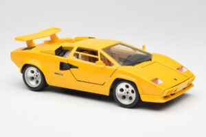 Lamborghini Countach Κίτρινο Bburago 1:18 3037 Μέταλλο - εικόνα 6 από 8